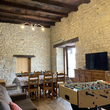 Palacio De Aralar Familias Oskotz Luaran gambar